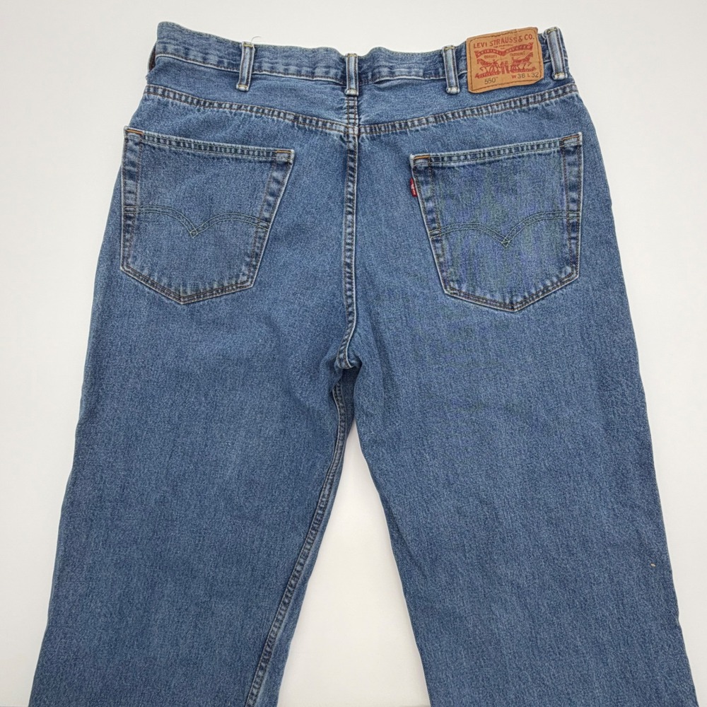 Levi Strauss 550 Relaxed Fit Jeans Mens W38 L32 Blue Denim Casual
